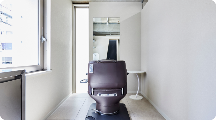 標準装備（セット面 / チェア / タオルなど）｜フルフラットシャンプー台｜デジタルパーマ機器｜ワゴン｜パーマ用機材やカラー機材
      （ロットやカップ含む）｜バリカンやコテなど